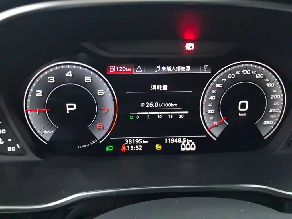 Audi Q3 2023 — фото 12