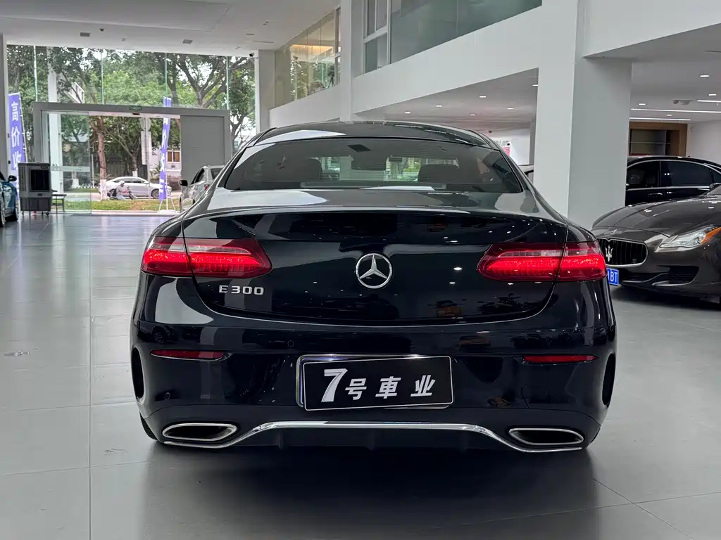 Mercedes-Benz E-Class 2019 — фото 15