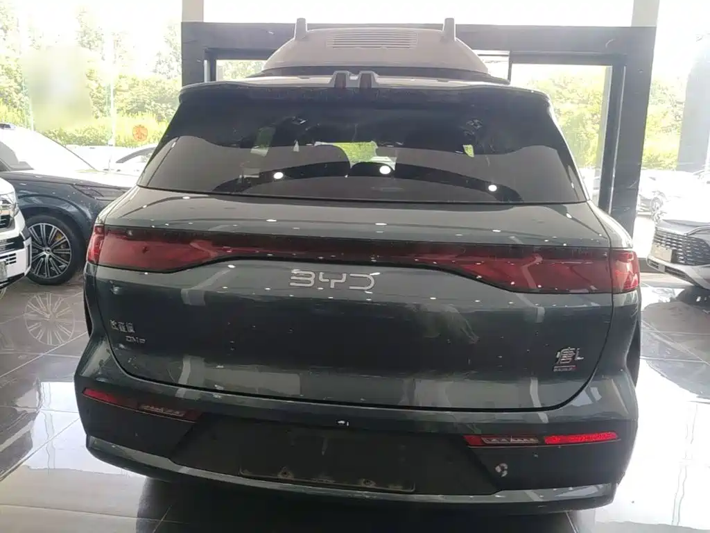 BYD Tang L 2025