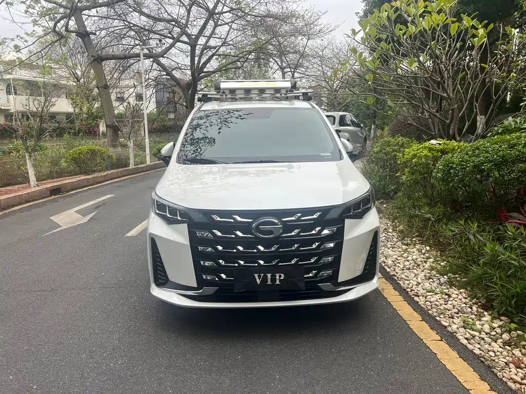 GAC Trumpchi M6 2025 — фото 3