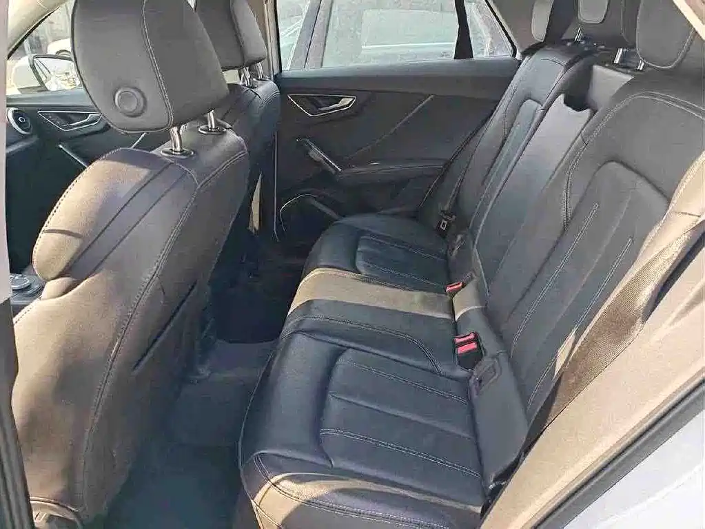 Audi Q2L 2022