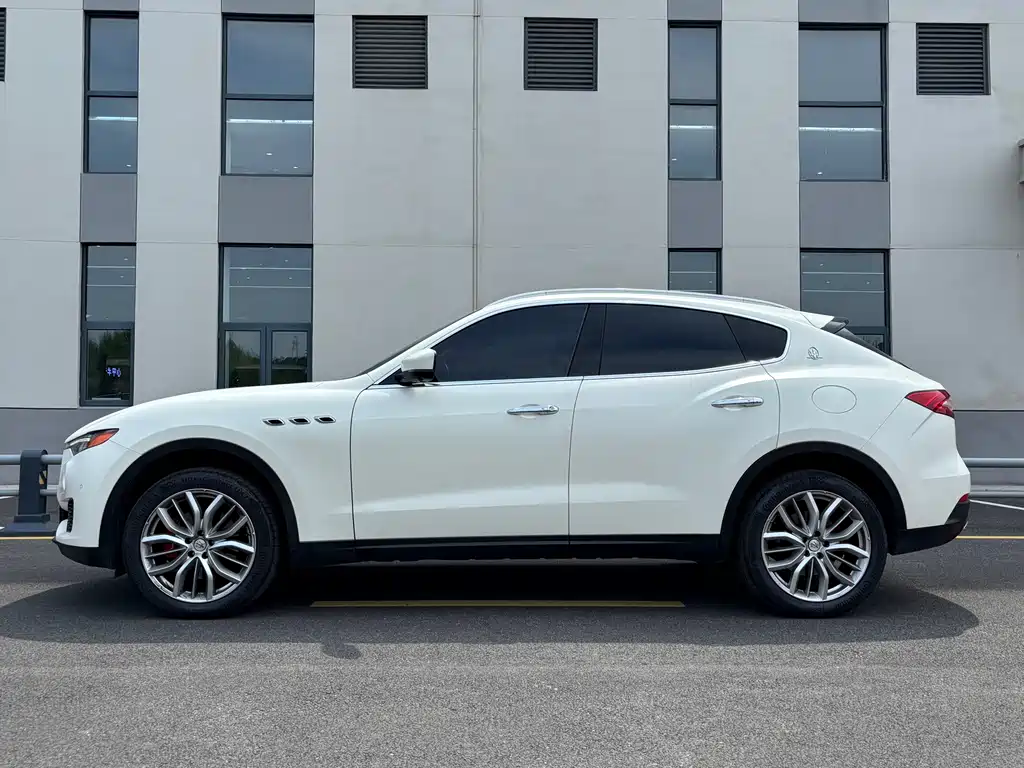 Maserati Levante 2019 — фото 2