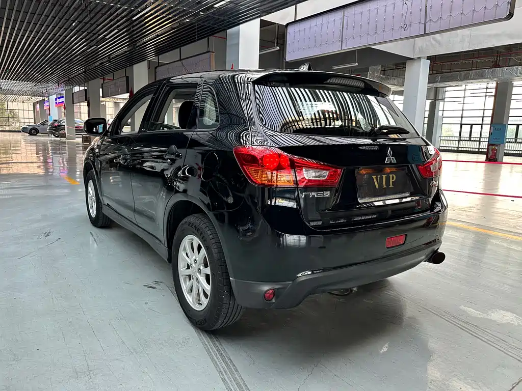 Mitsubishi Jinxuan ASX 2016 — фото 4