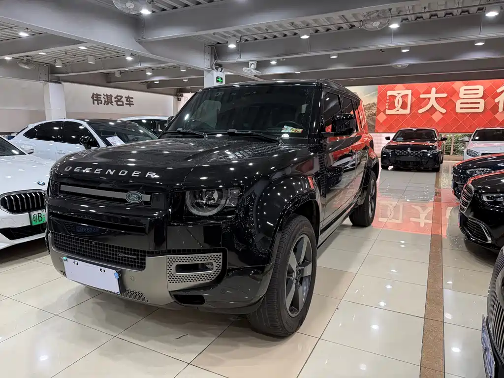 Land Rover Defender 2023 — фото 1