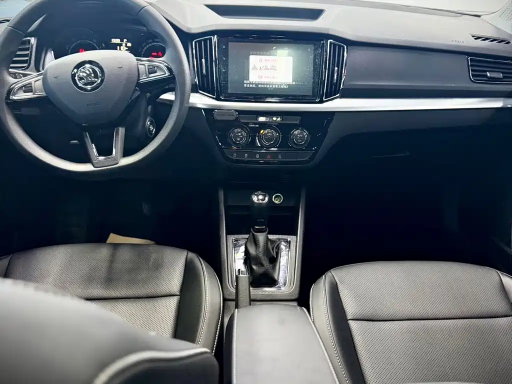 Skoda Kamiq 2023 — фото 16