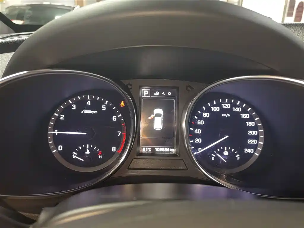 Hyundai Santa Fe 2018 — фото 9