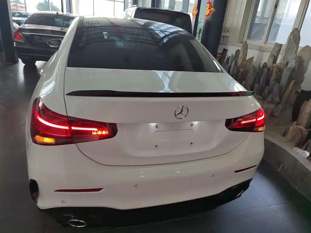 Mercedes-Benz A-Class 2023 — фото 4