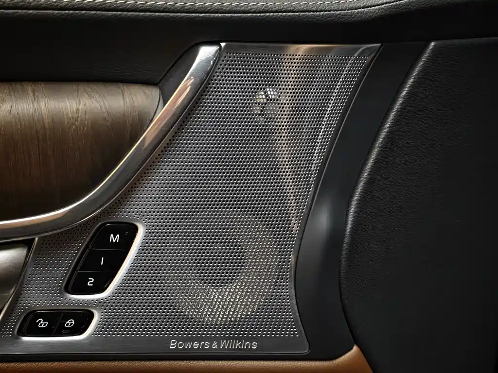Volvo S90 PHEV 2023 — фото 17