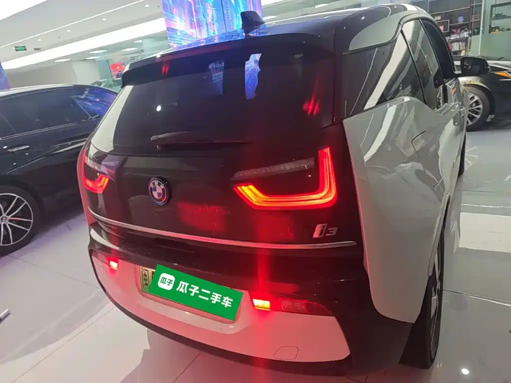 BMW i3 2020 — фото 6