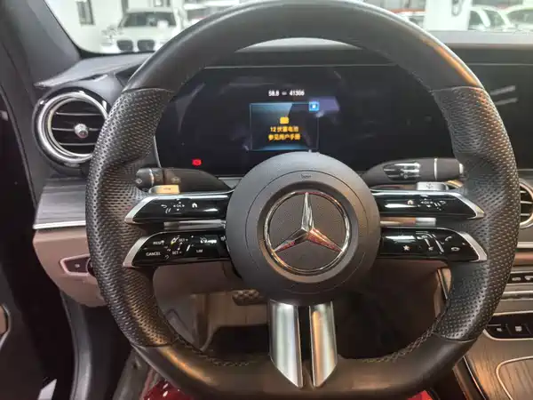 Mercedes-Benz E-Class 2023