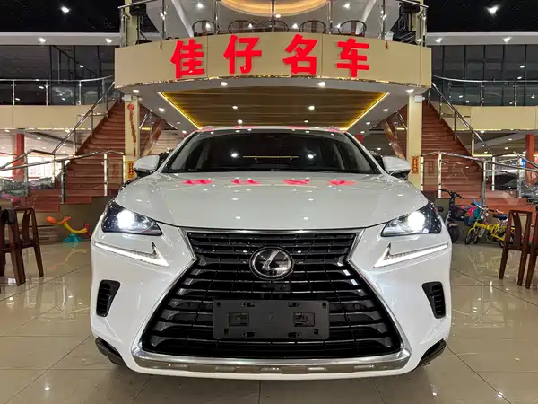 Lexus NX 2017