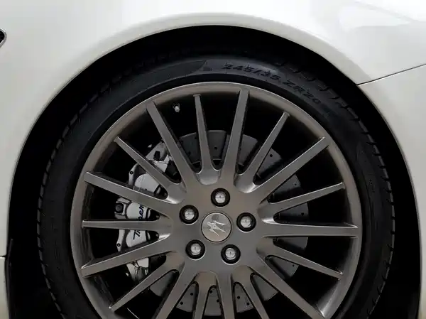 Maserati Quattroporte 2010