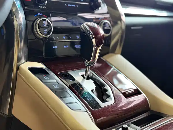 Toyota Alphard 2018
