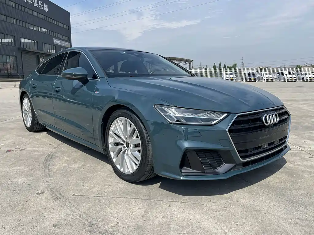 Audi A7 2021 — фото 24