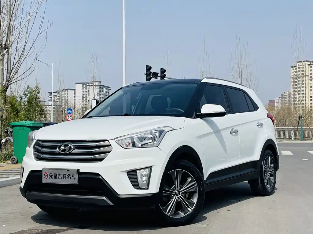 Hyundai ix25 2015 — фото 16