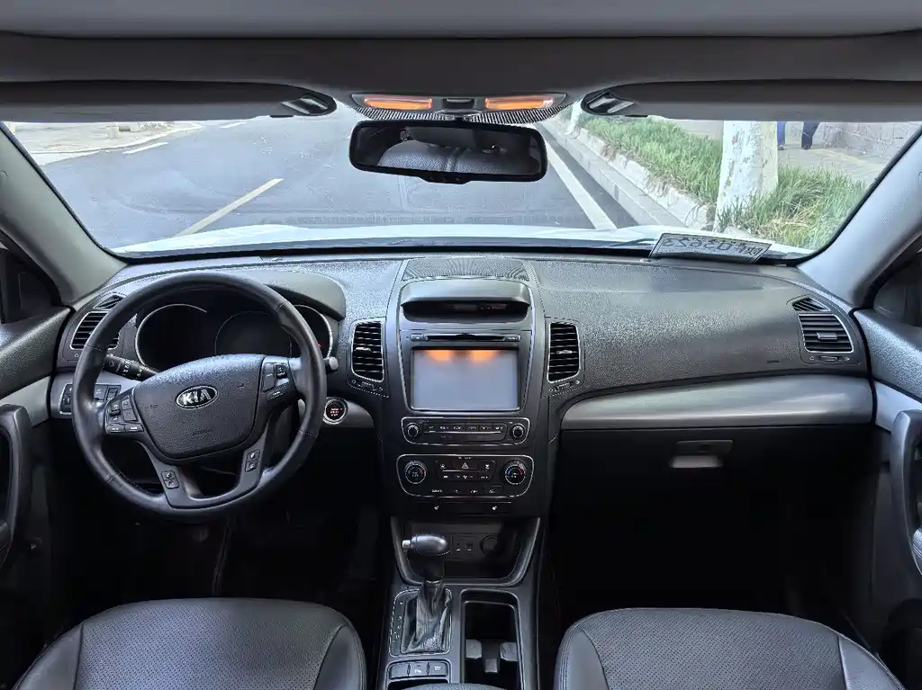 Kia Sorento 2015 — фото 8