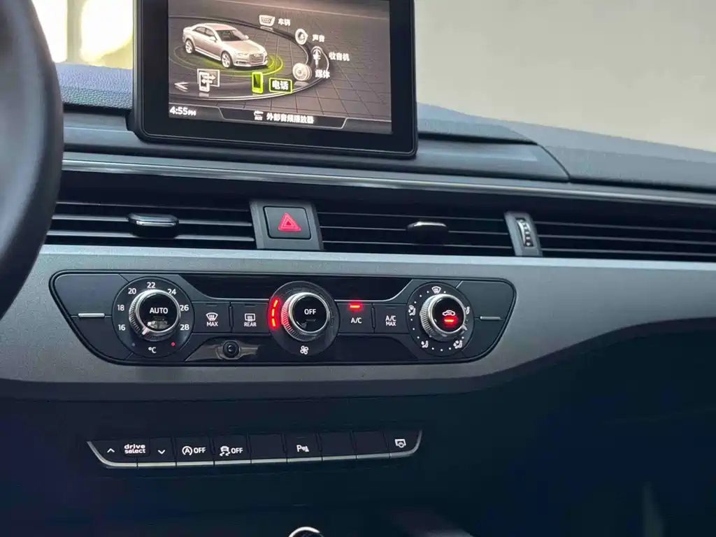 Audi A4L 2018 — фото 11