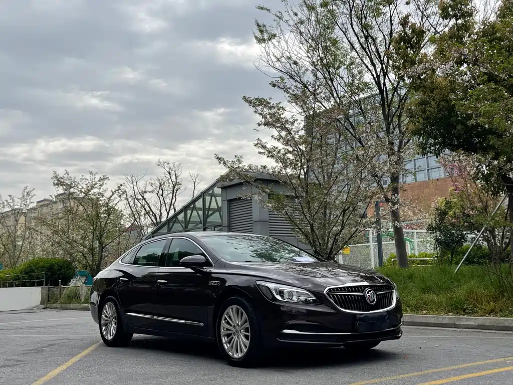 Buick LaCrosse 2016 — фото 3