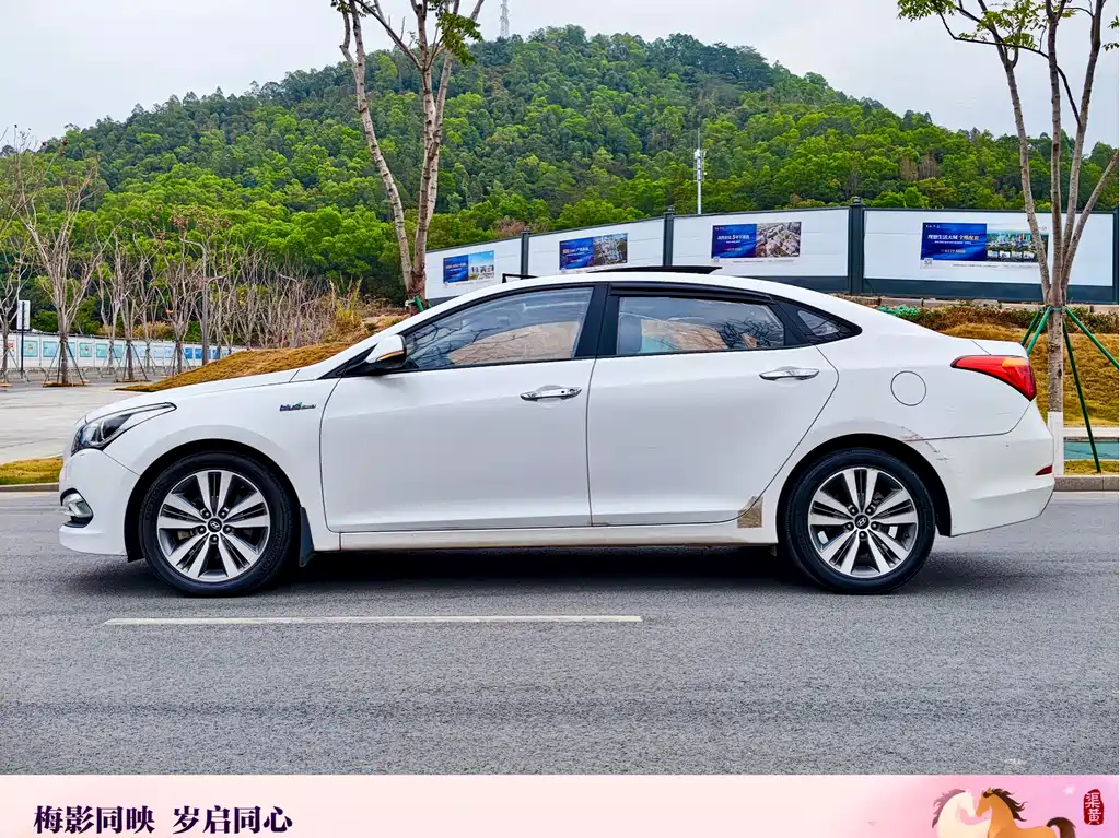 Hyundai Mistra 2016 — фото 10