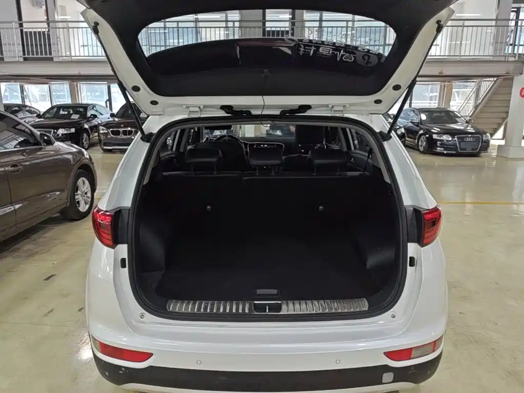 Kia KX5 2017 — фото 19