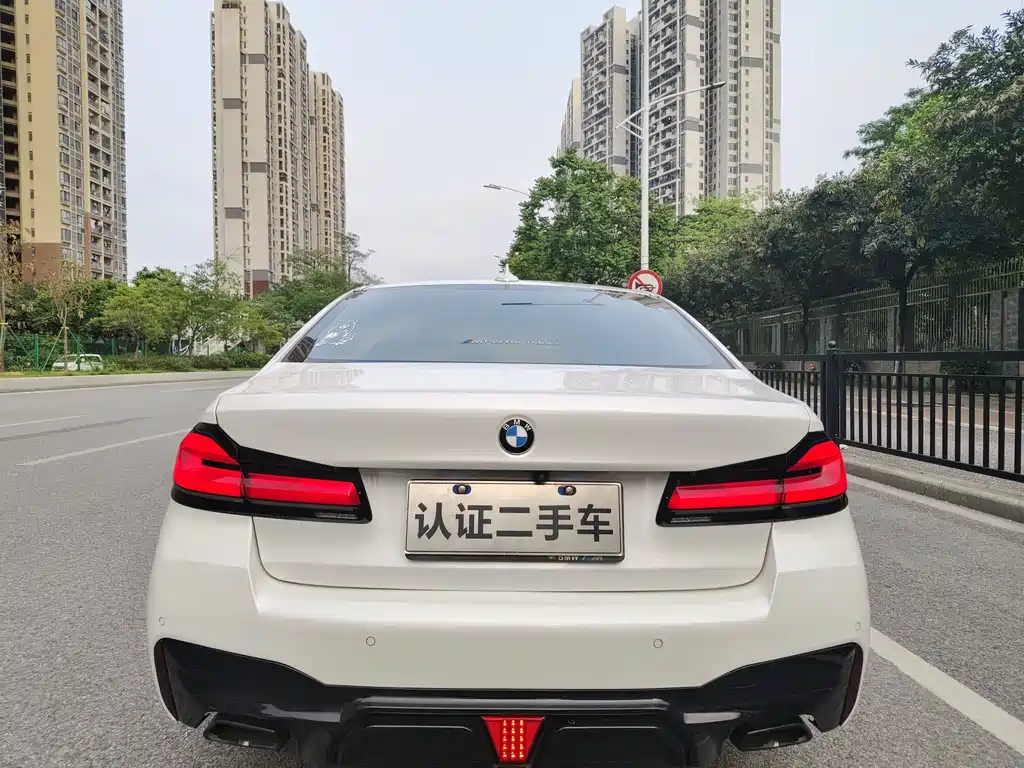 BMW 5 Series 2021