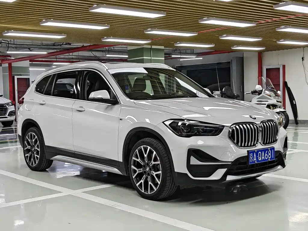 BMW X1 2020 — фото 3
