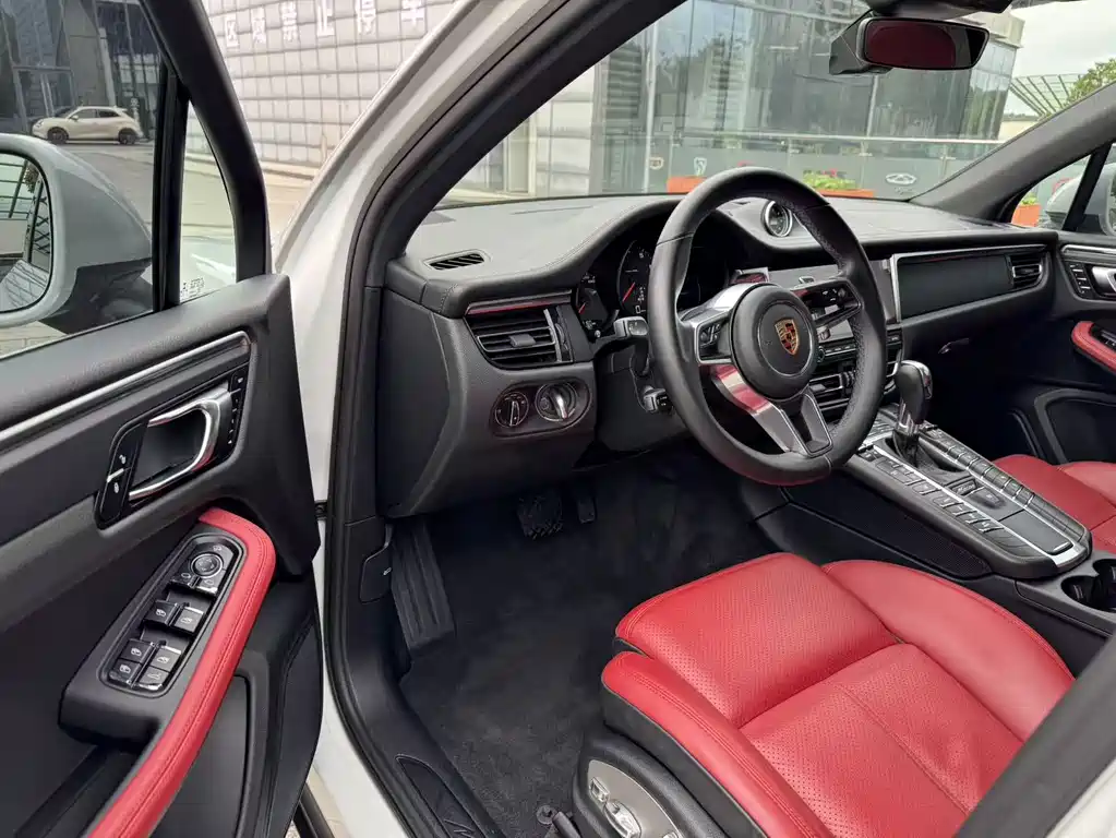 Porsche Macan 2019