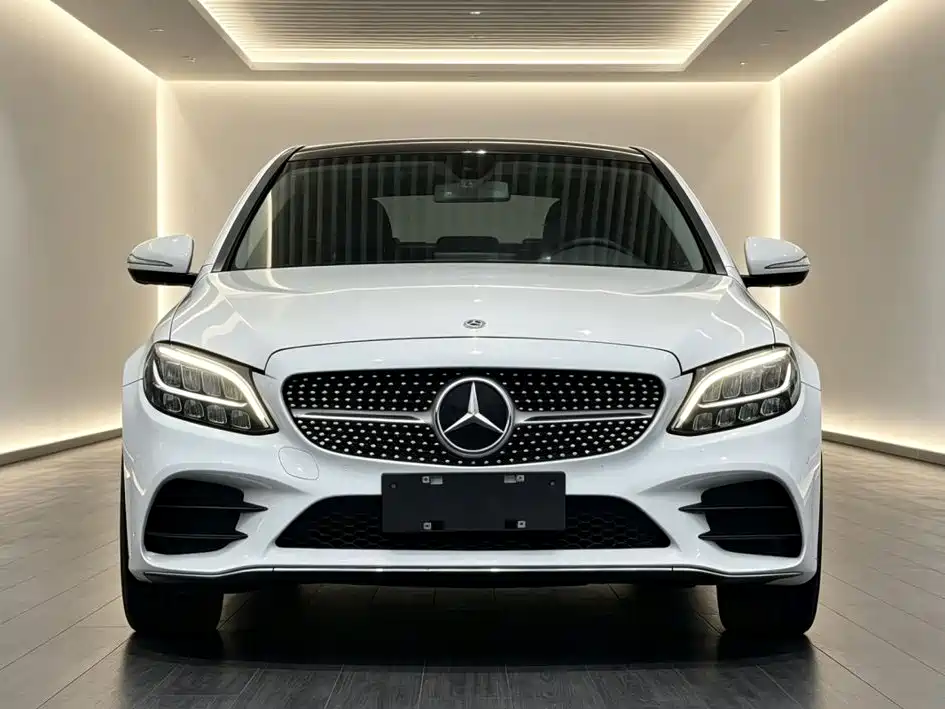 Mercedes-Benz C-Class 2020 — фото 2