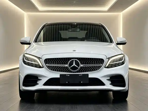 Mercedes-Benz C-Class 2020