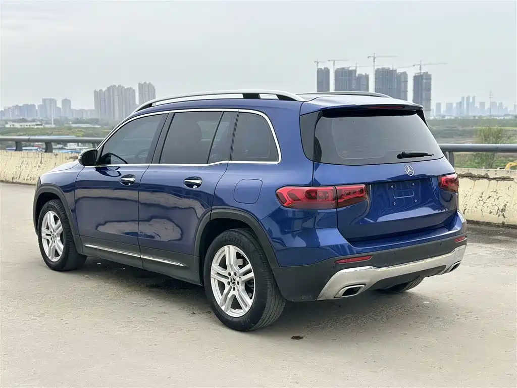 Mercedes-Benz GLB 2021 — фото 25