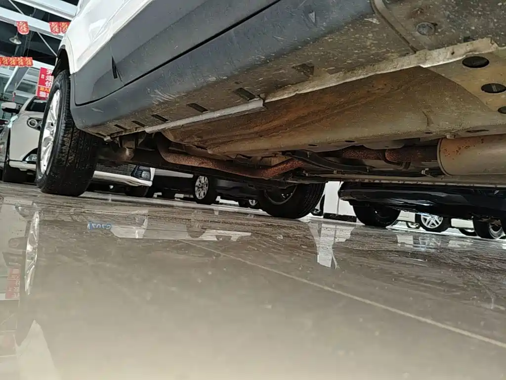 Ford EcoSport 2015 — фото 21