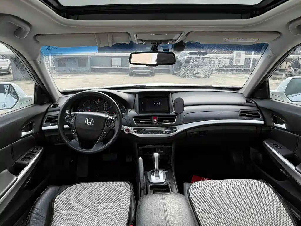 Honda Crosstour 2015 — фото 7