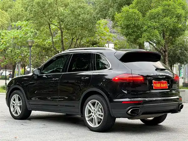 Porsche Cayenne 2016