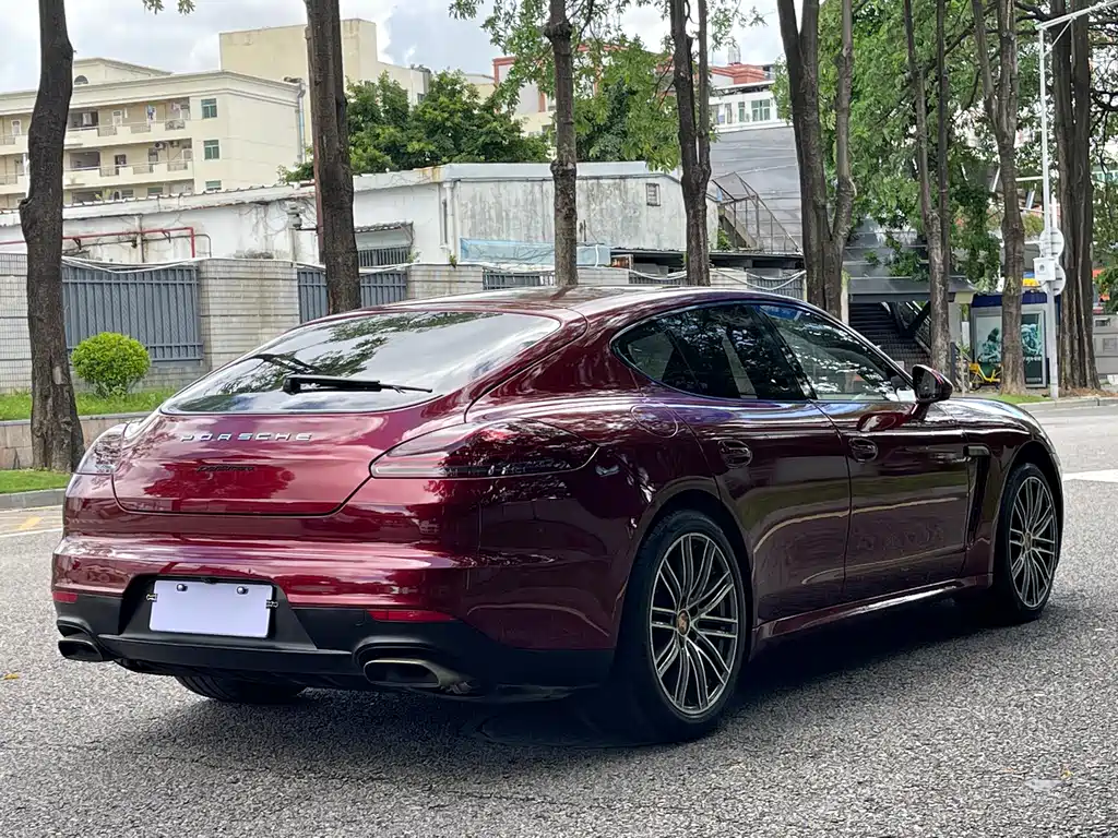 Porsche Panamera 2014 — фото 12