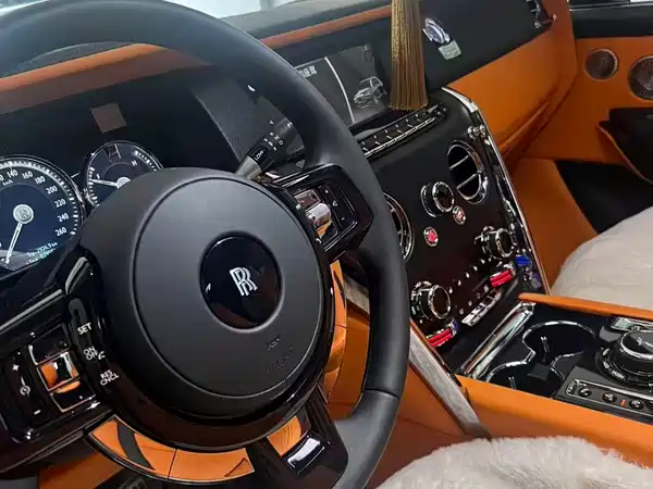 Rolls-Royce Cullinan 2022