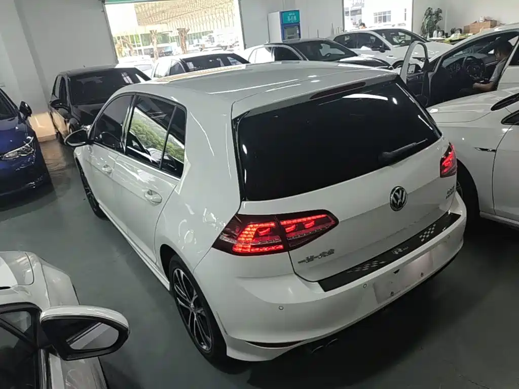 Volkswagen Golf 2016