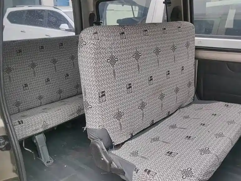 Wuling Rongguang 2011