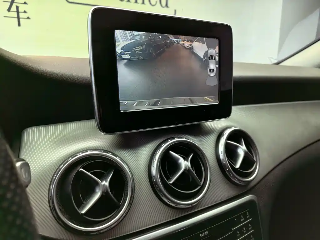Mercedes-Benz GLA 2016 — фото 6