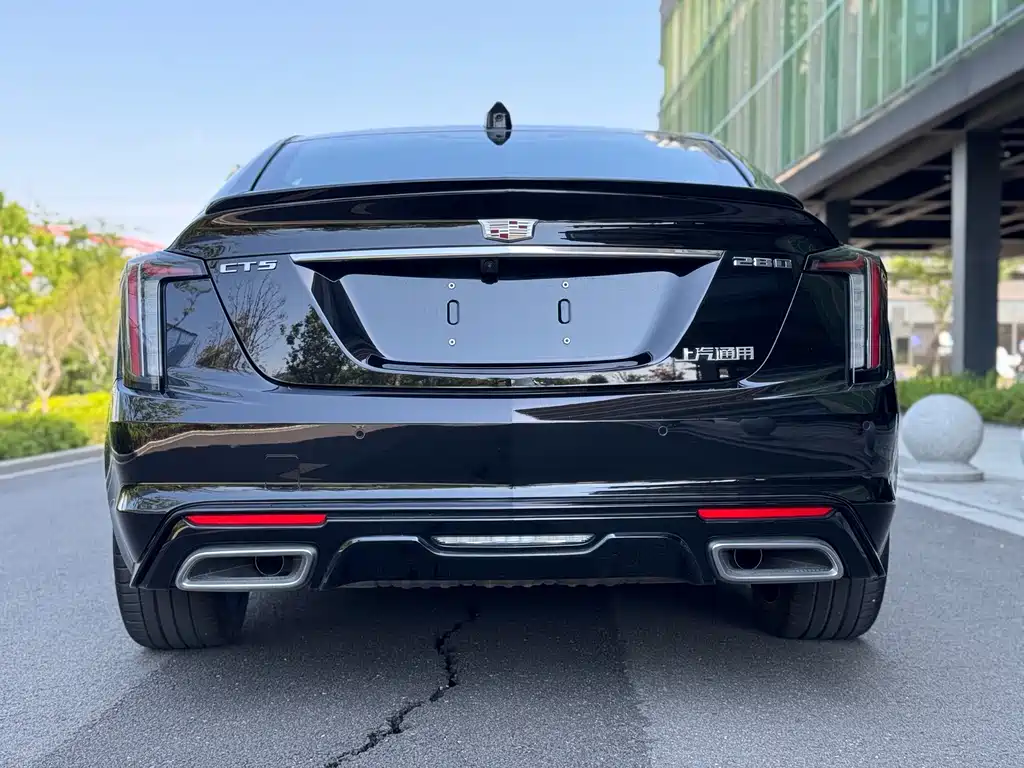 Cadillac CT5 2026 — фото 19