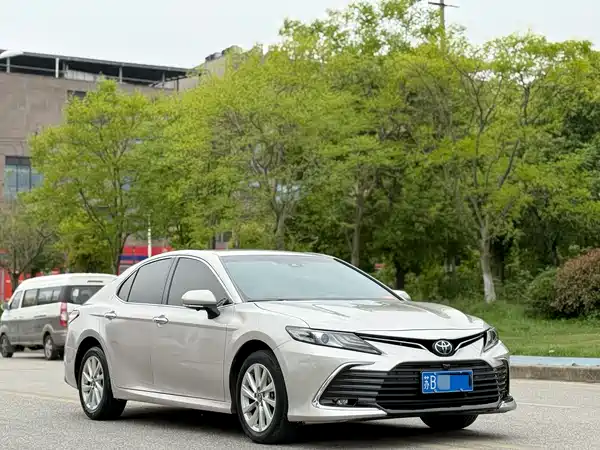 Toyota Camry 2021