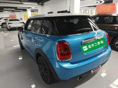 MINI MINI 2018