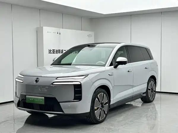 Denza N8L 2025