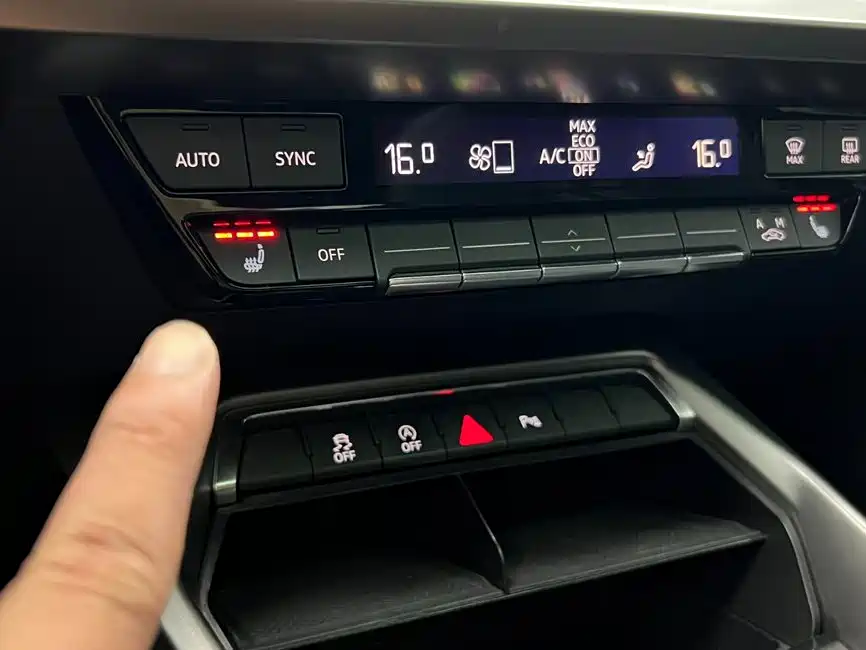Audi A3 2022 — фото 10
