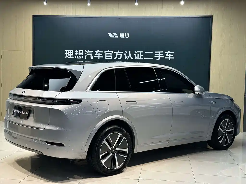 Li Auto Li L7 2024
