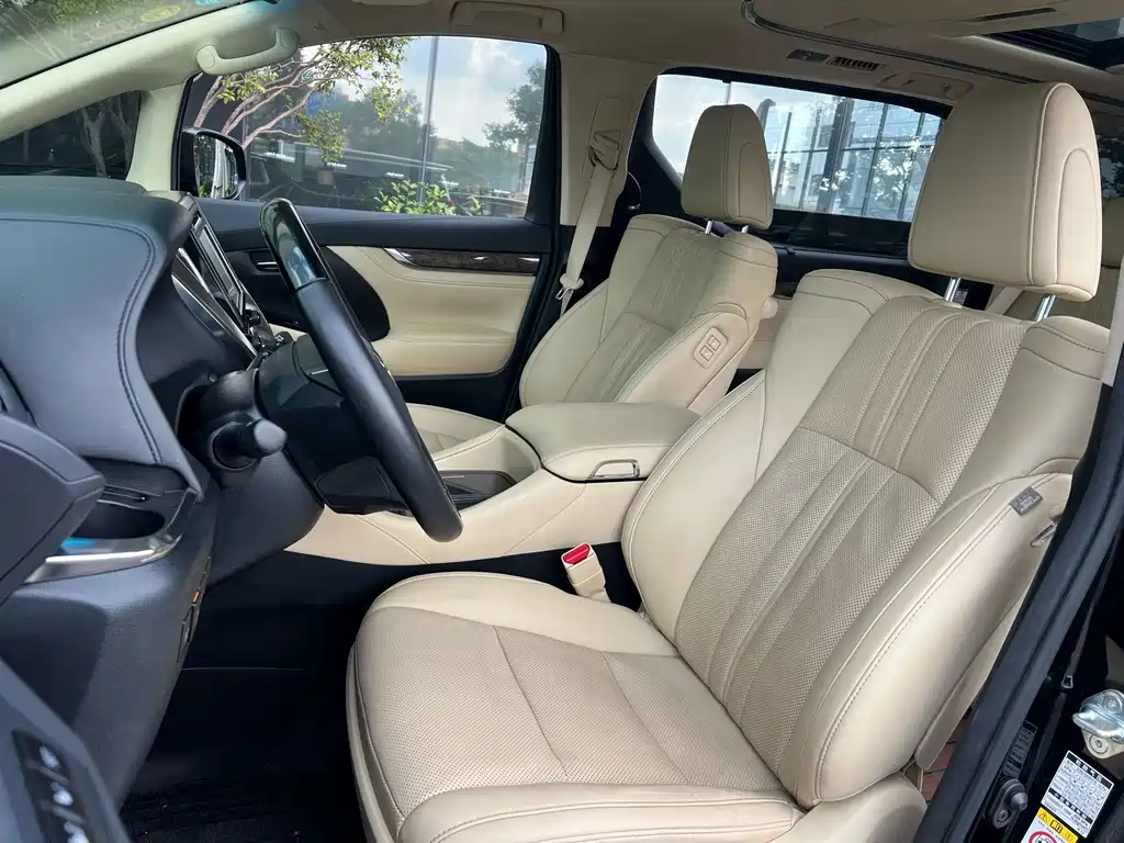 Toyota Alphard 2019 — фото 3