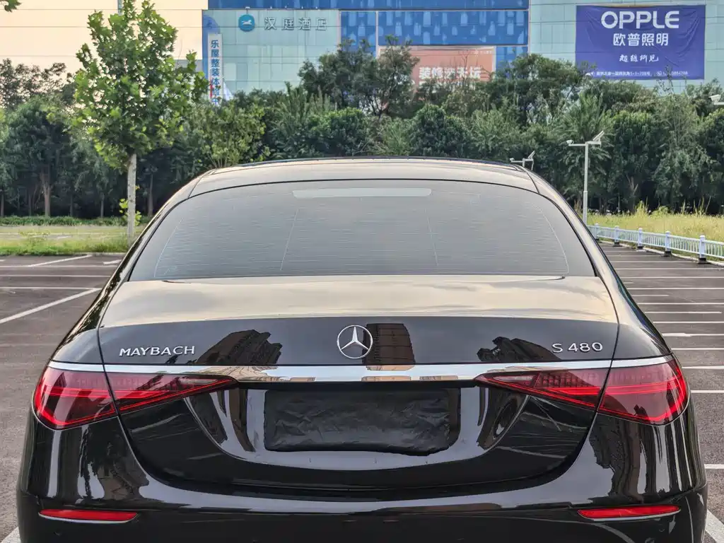 Mercedes-Benz Maybach S-Class 2026 — фото 5