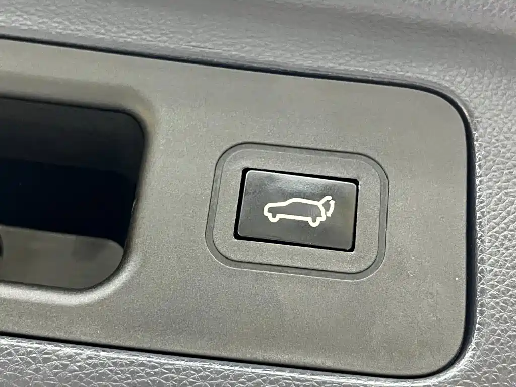 GAC Trumpchi M8 2024 — фото 12
