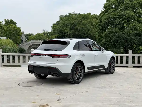 Porsche Macan 2023