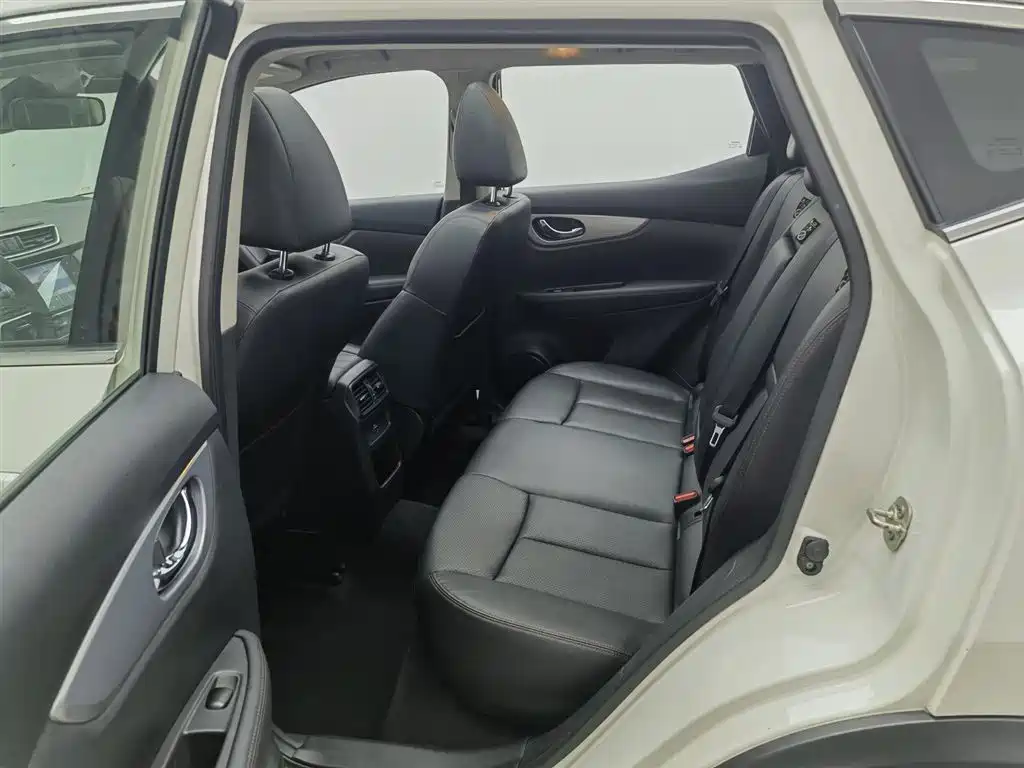 Nissan Qashqai 2021 — фото 15
