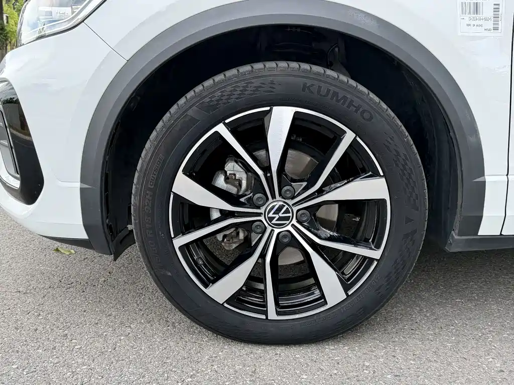 Volkswagen T-Roc 2024 — фото 15